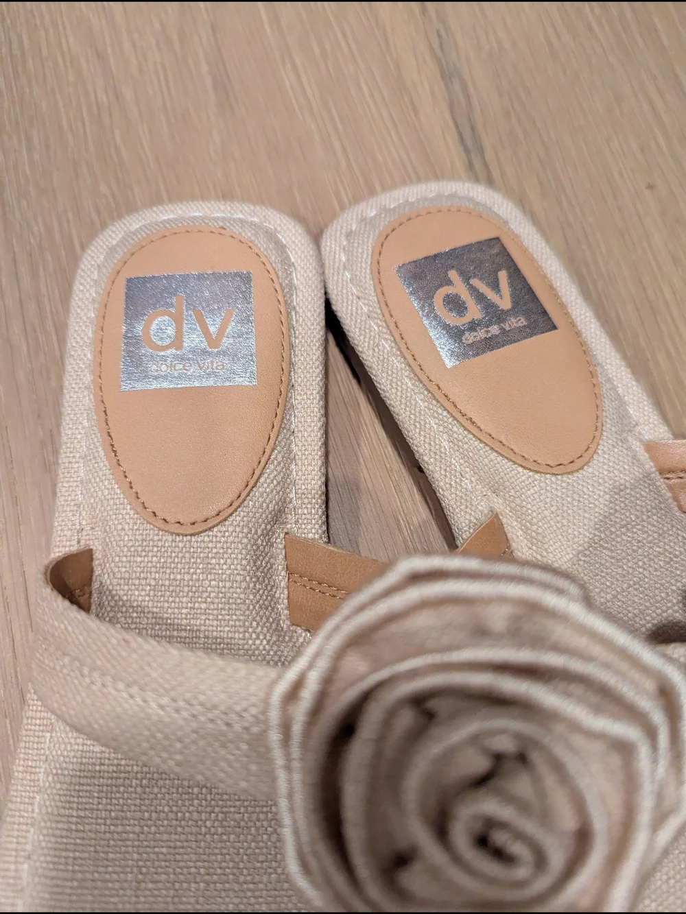 Dolce Vita Cream Floral Toe-Post Sandals